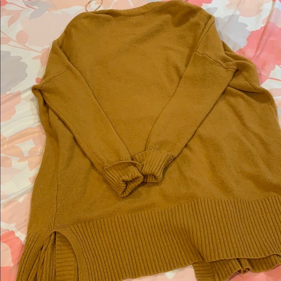 Ruby Moon cartdigan - Picture 2 of 3